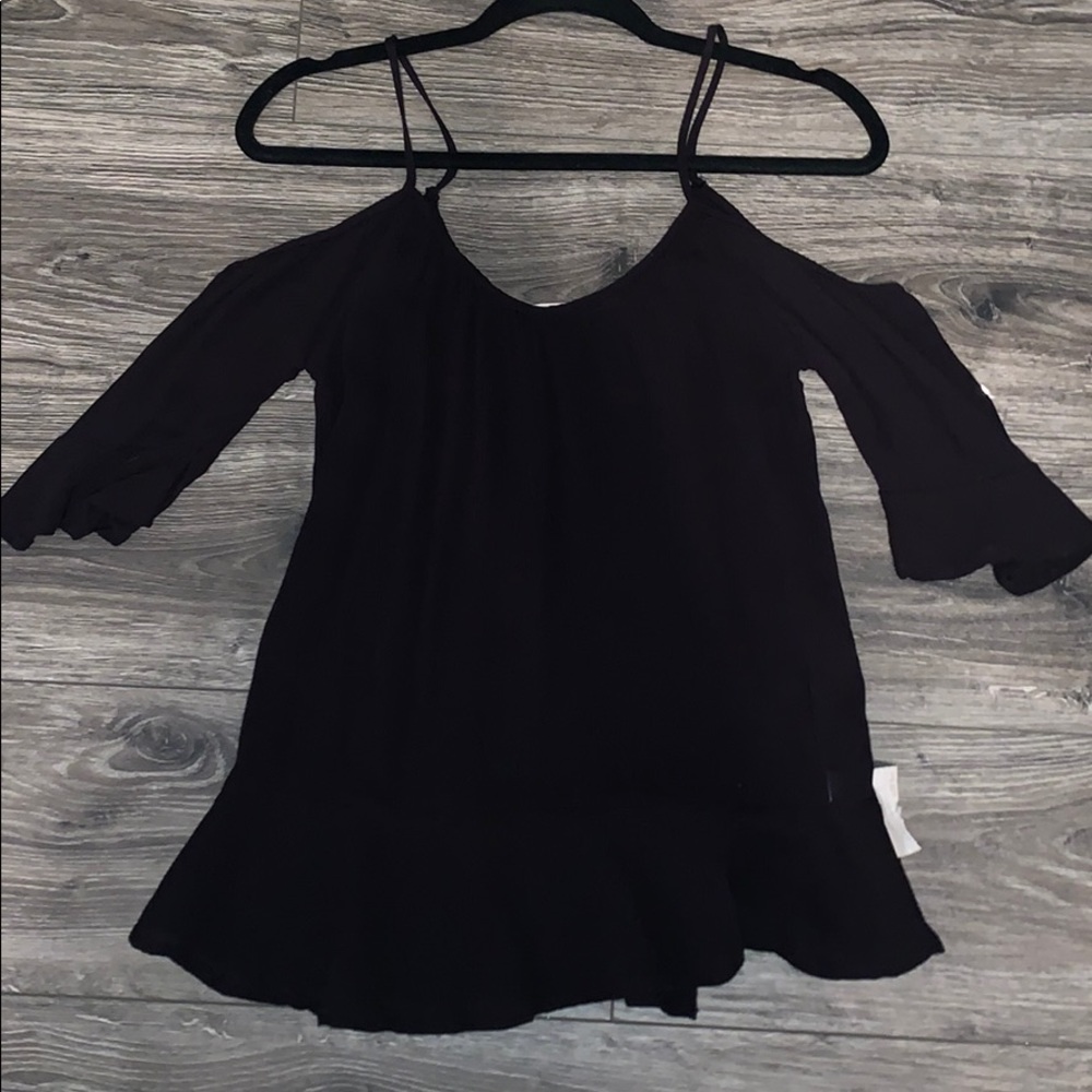 black shirt